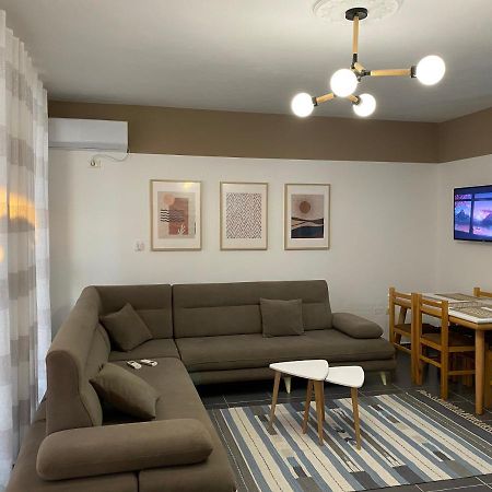 Bellavista Qerret Apartment 1 Golem  Ngoại thất bức ảnh