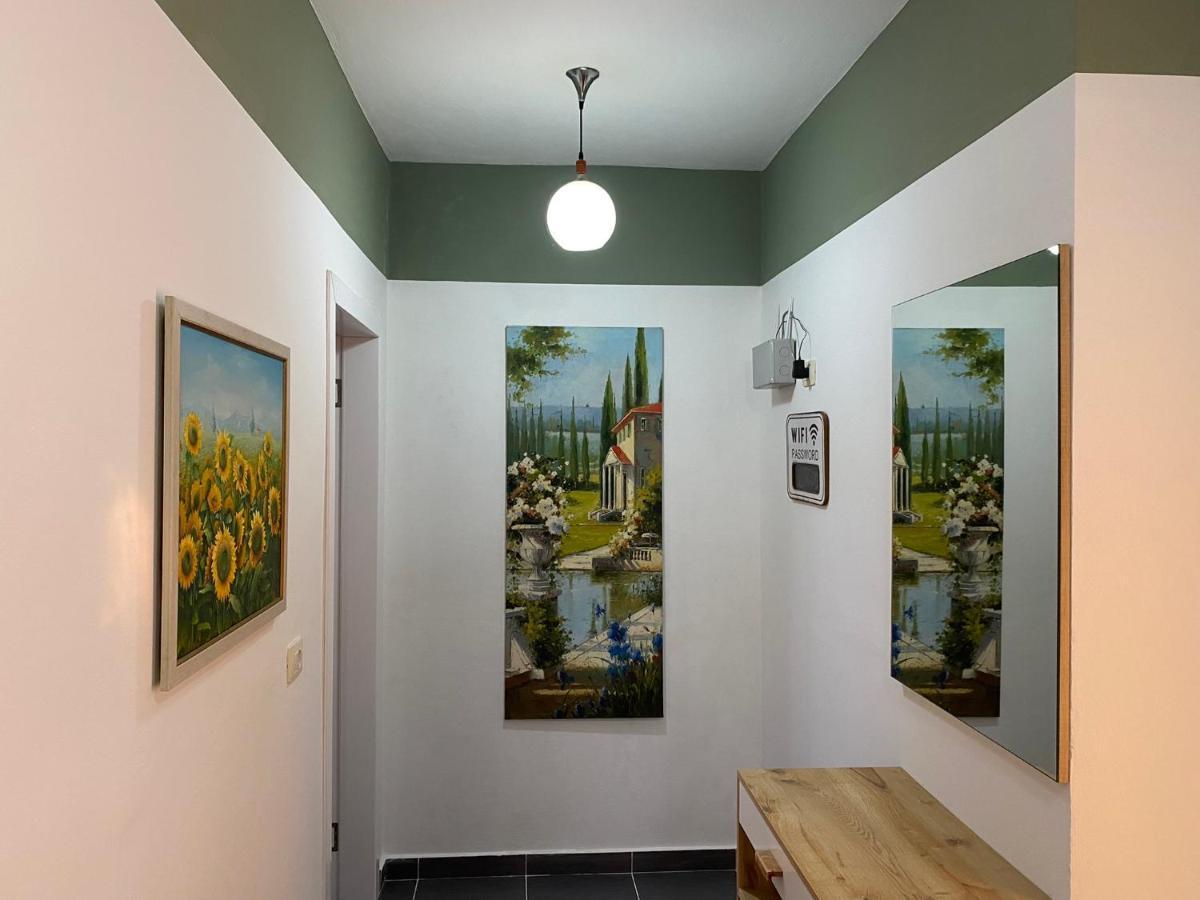 Bellavista Qerret Apartment 1 Golem  Ngoại thất bức ảnh