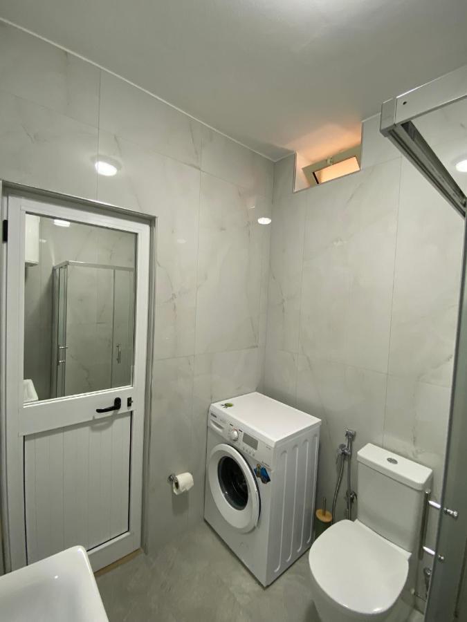 Bellavista Qerret Apartment 1 Golem  Ngoại thất bức ảnh