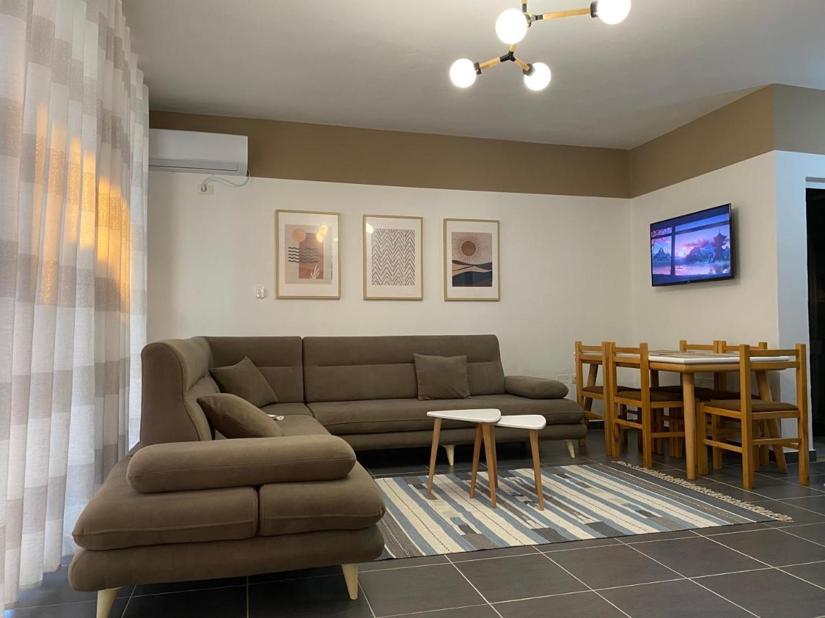 Bellavista Qerret Apartment 1 Golem  Ngoại thất bức ảnh