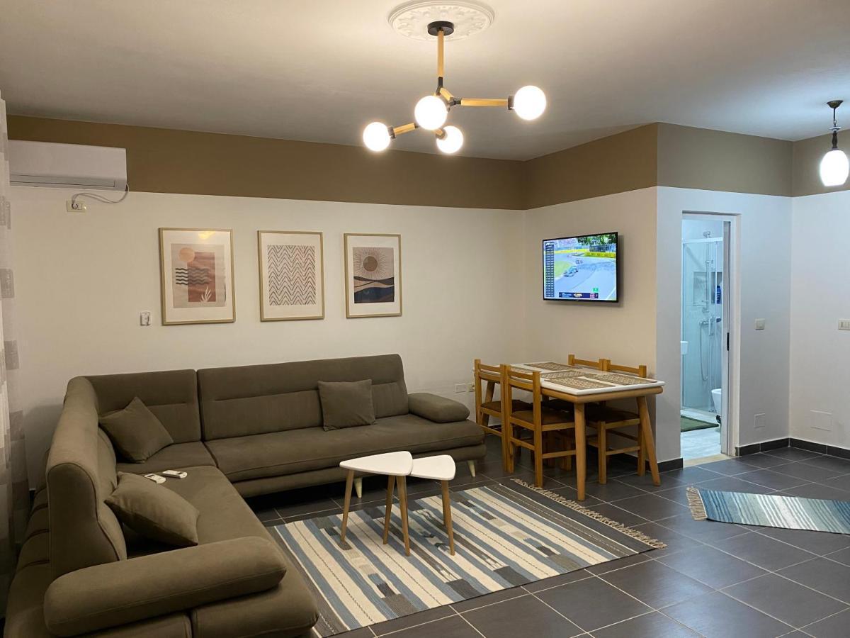Bellavista Qerret Apartment 1 Golem  Ngoại thất bức ảnh