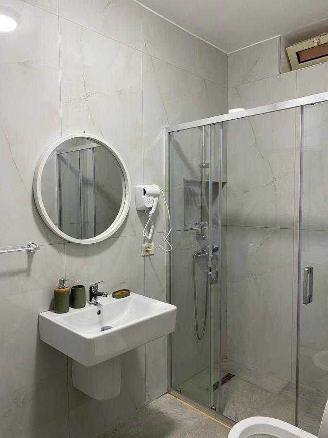 Bellavista Qerret Apartment 1 Golem  Ngoại thất bức ảnh